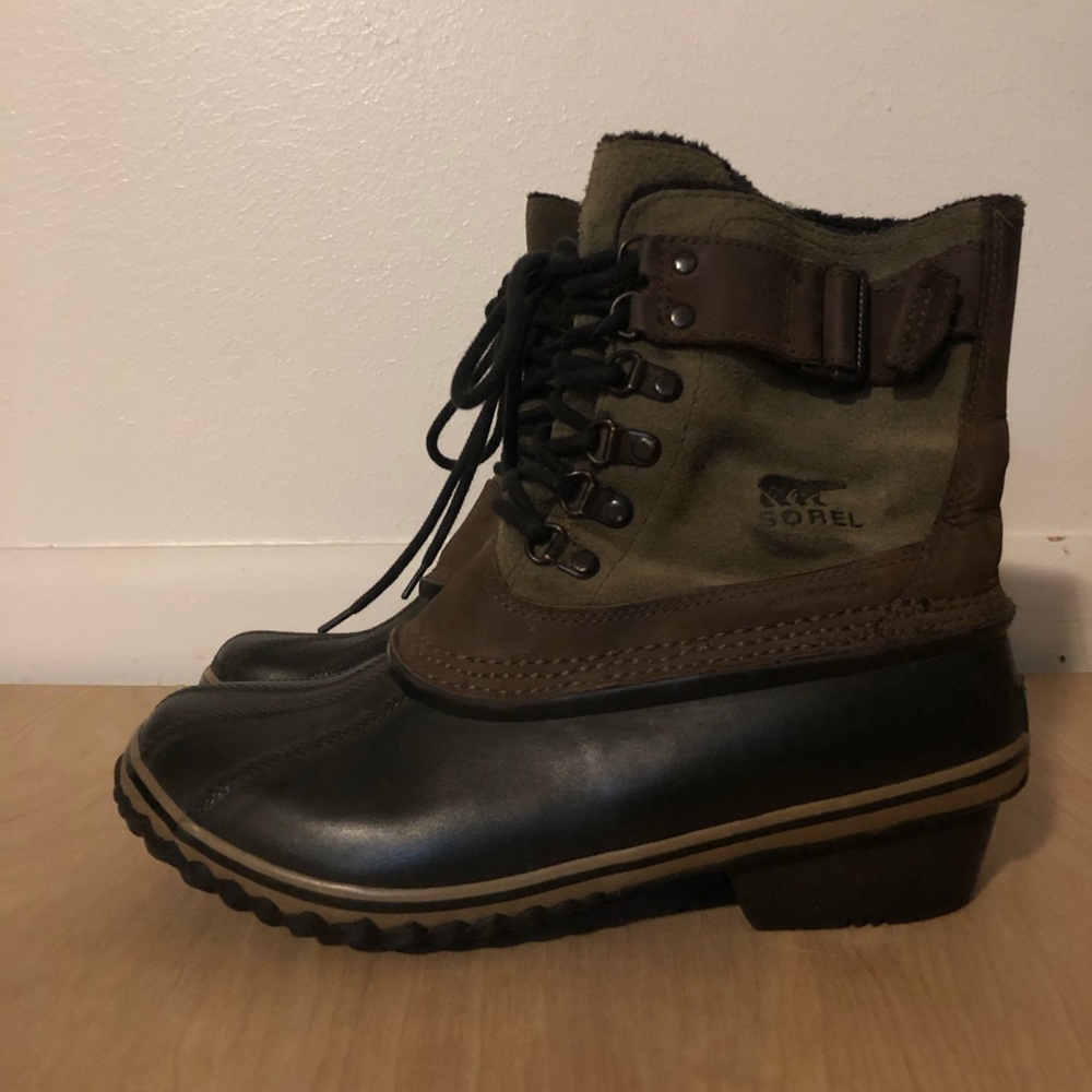 Sorel Womens slimpack lace winter boot size 8.5